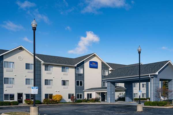 Exterior view - Baymont Inn & Suites Gurnee - I-94, Exit 8