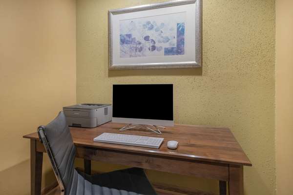 Conference Area - Baymont Inn & Suites Gurnee - I-94, Exit 8