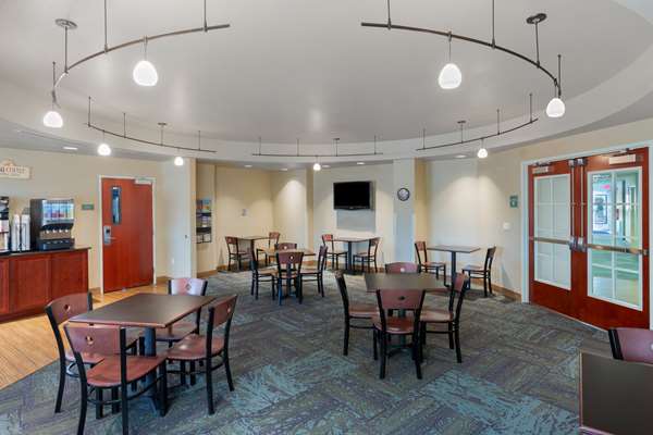 Amenities - Best Western Plus Fossil Country Inn & Sts Kemmerer