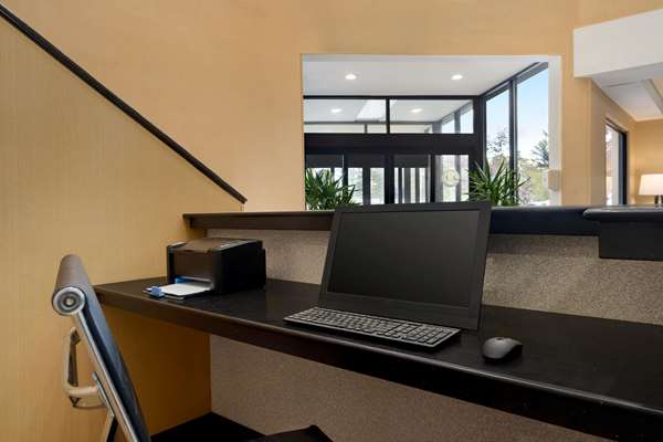 Conference Area - Days Inn Tamworth