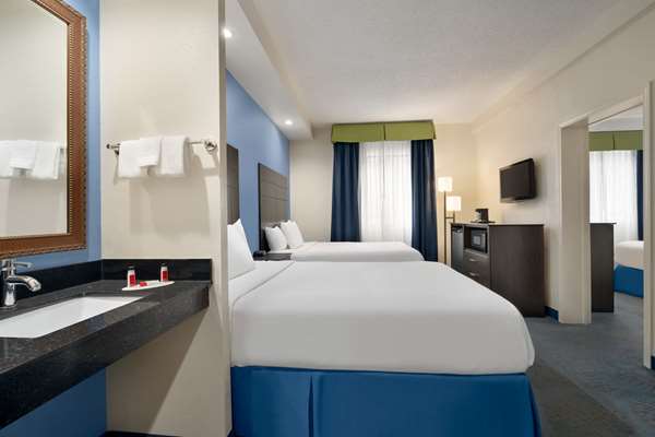  - Days Inn Tamworth