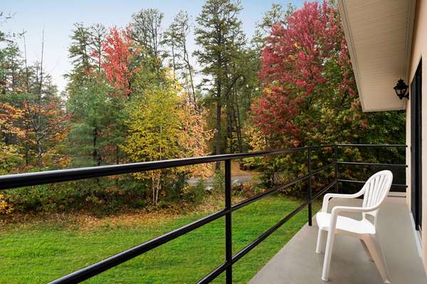 Suite - Days Inn Tamworth