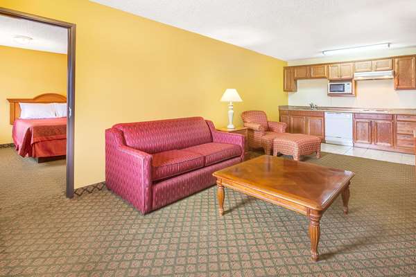 Suite - Days Inn Boerne - I-10, Exit 540
