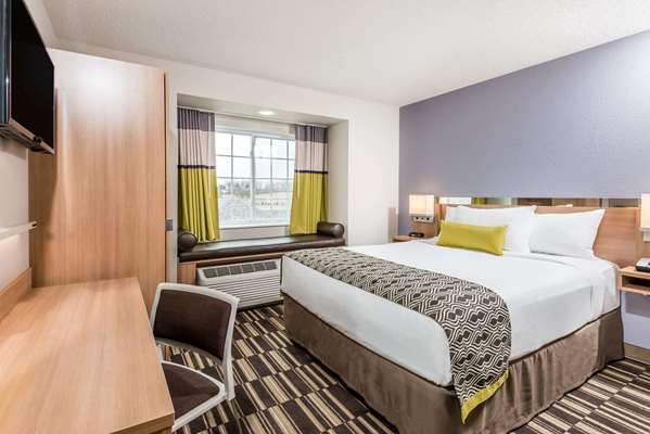 Suite - Microtel Inn & Suites by Wyndham Beaver Falls