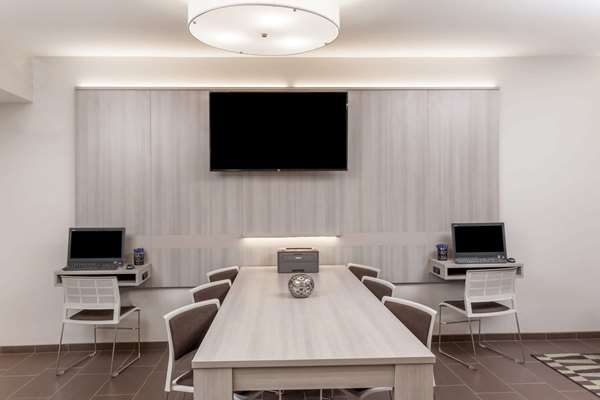 Conference Area - Microtel Inn & Suites by Wyndham West Fargo - I-94, Exit 347