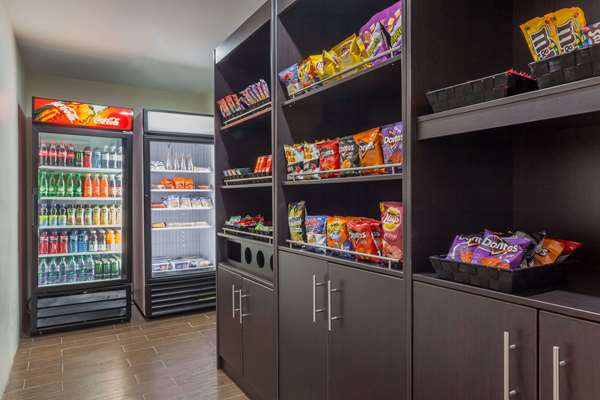  - Super 8 Motel Kirkland Lake