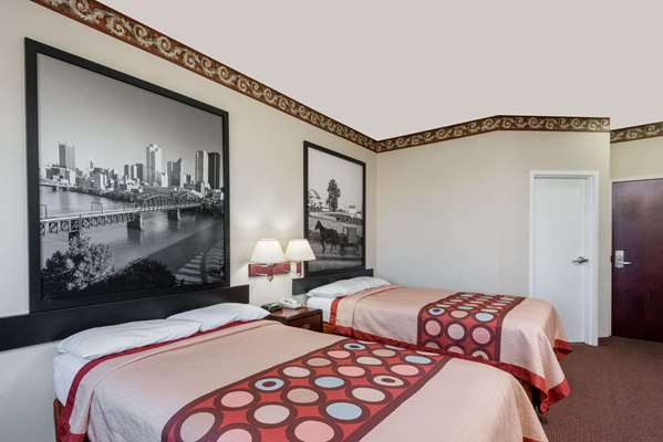  - Super 8 Hotel North Harrisburg - I-81, Exit 77