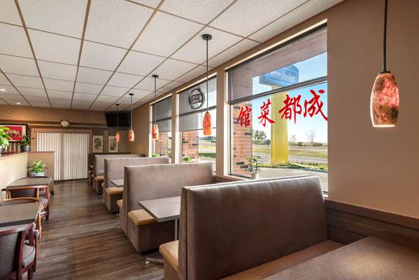 Restaurant - Travelodge Swift Current