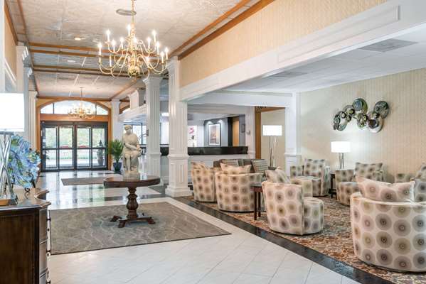  - Wyndham Garden Hotel Busch Gardens Williamsburg - I-64, Exit 242B