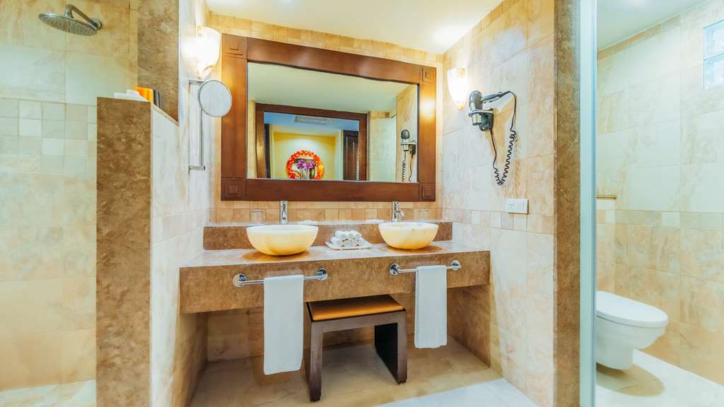 BARCELO MAYA PALACE-guestroom-Guest Room,Bathroom,On-Site.jpg