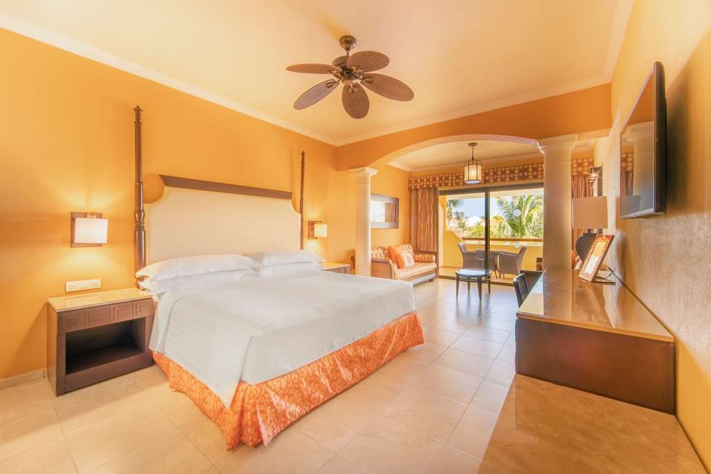BARCELO MAYA PALACE-guestroom-Guest Room,On-Site.jpg