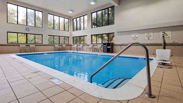 Pool - Best Western Delta Inn Effingham - I-57 & I-70, Exit 160