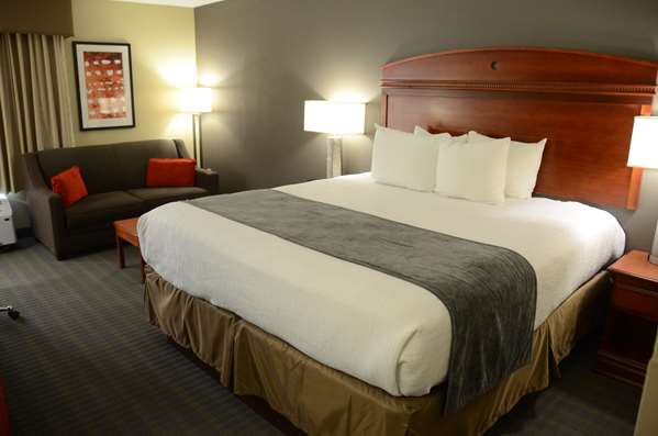  - Best Western Delta Inn Effingham - I-57 & I-70, Exit 160