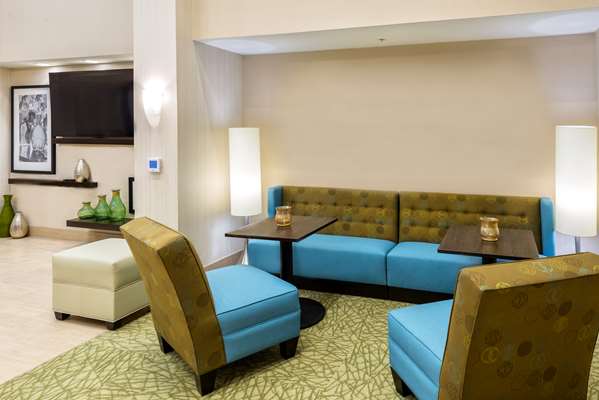  - Hampton Inn & Suites New Albany