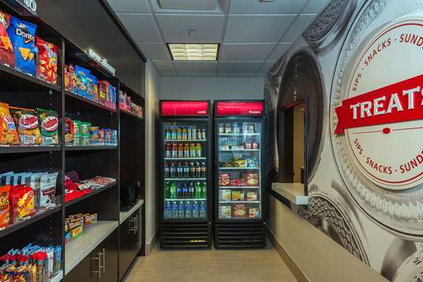 Restaurant - Hampton Inn & Suites New Albany