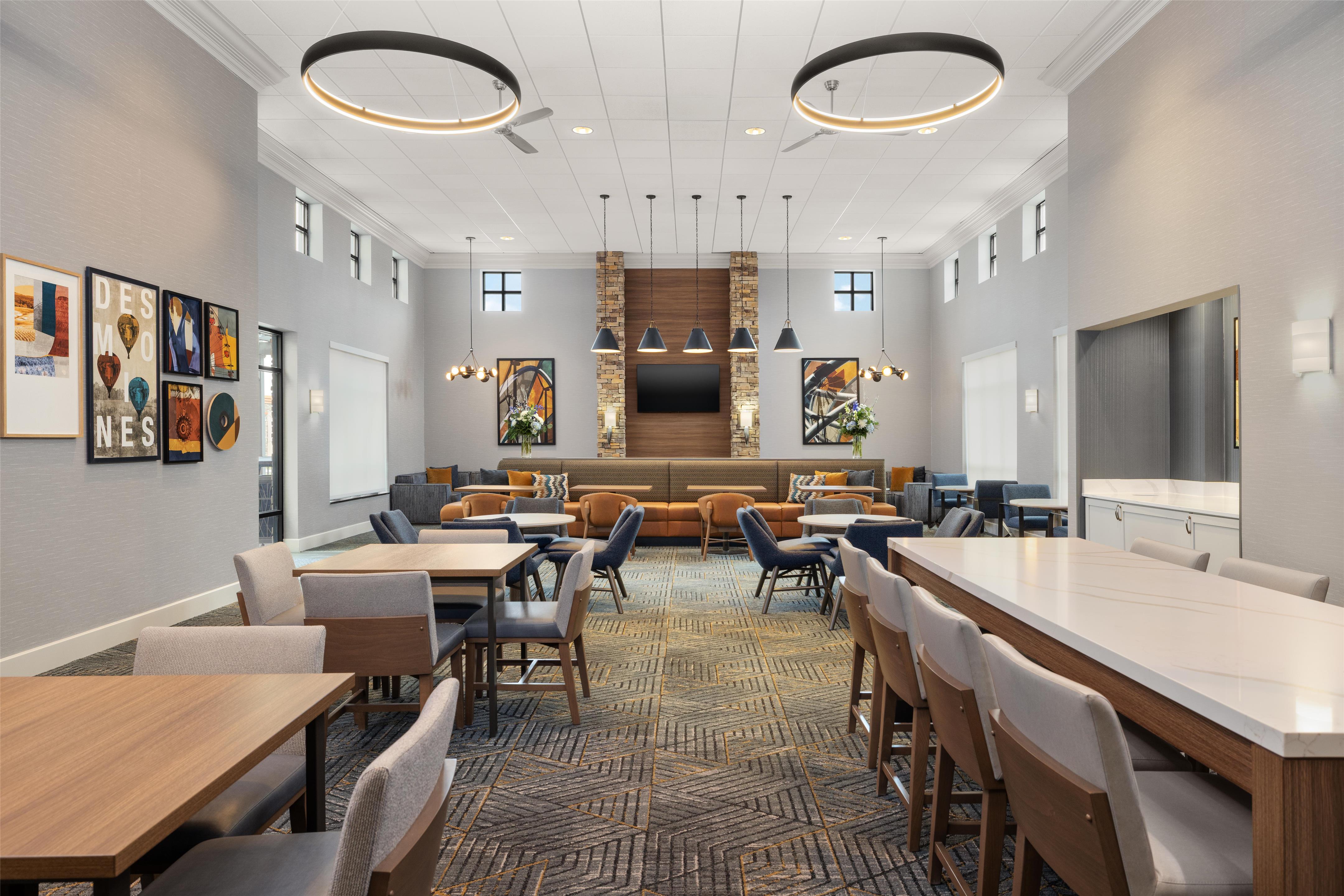 Breakfast Area | Homewood Suites by Hilton West Des Moines/SW Mall Area