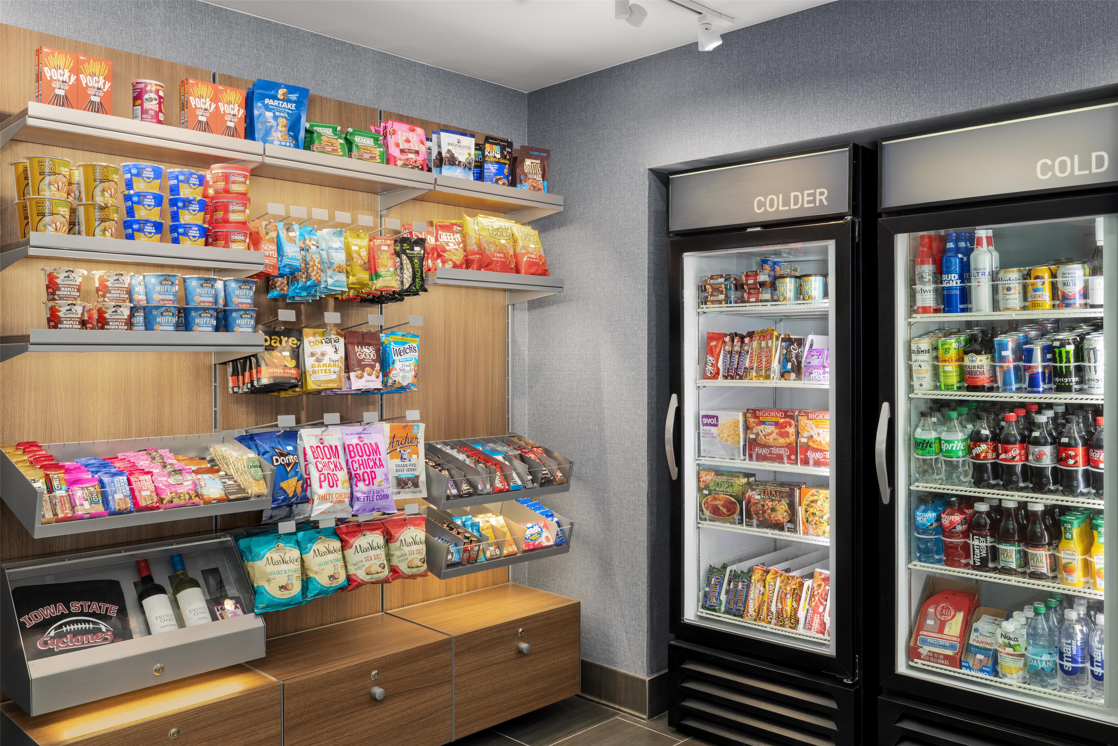 Restaurant | Homewood Suites by Hilton West Des Moines/SW Mall Area