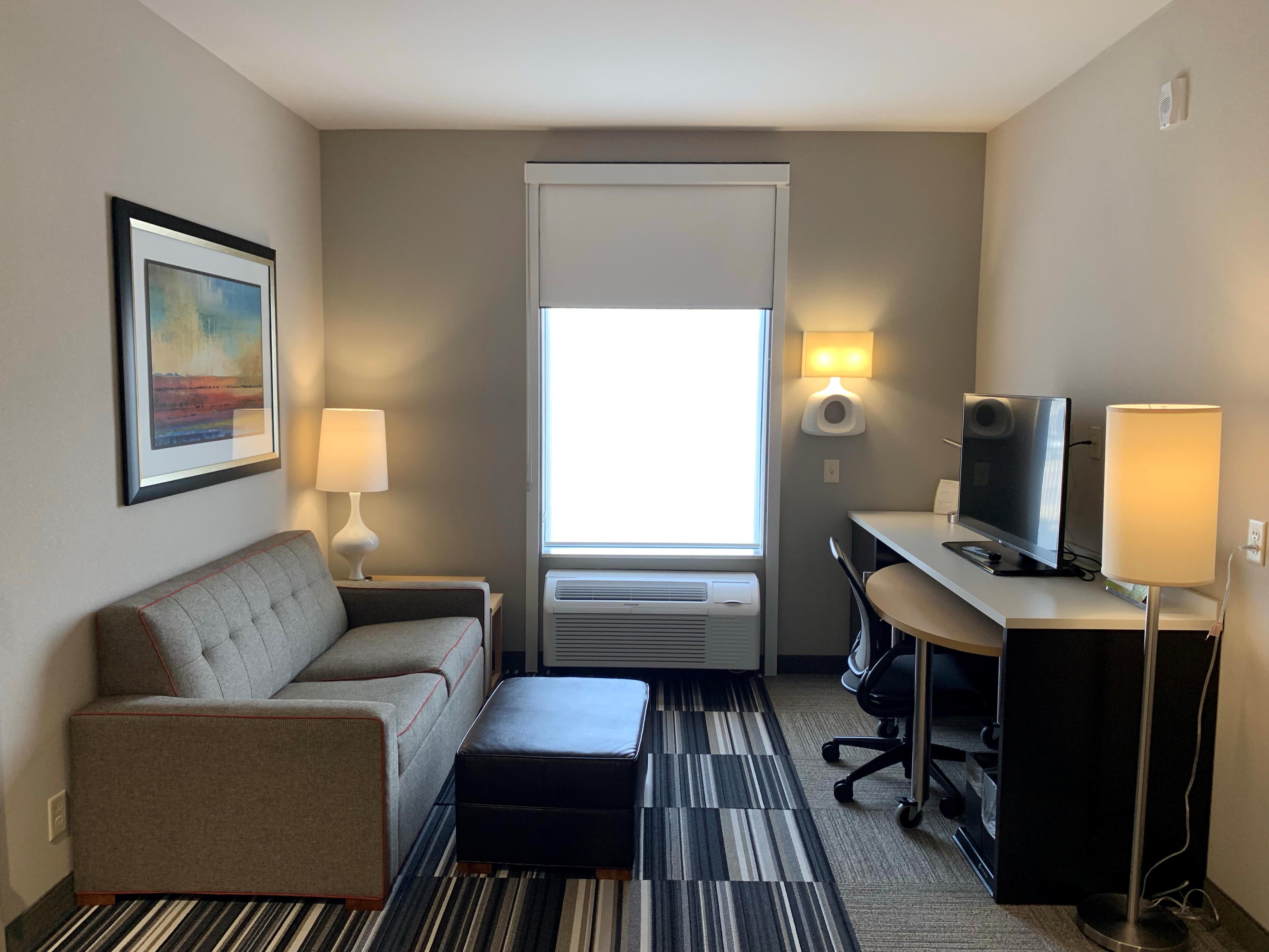 Home2 Suites by Hilton Fort Smith AR Room Type - 1KG ACC RI SHWR SUITE NSM
