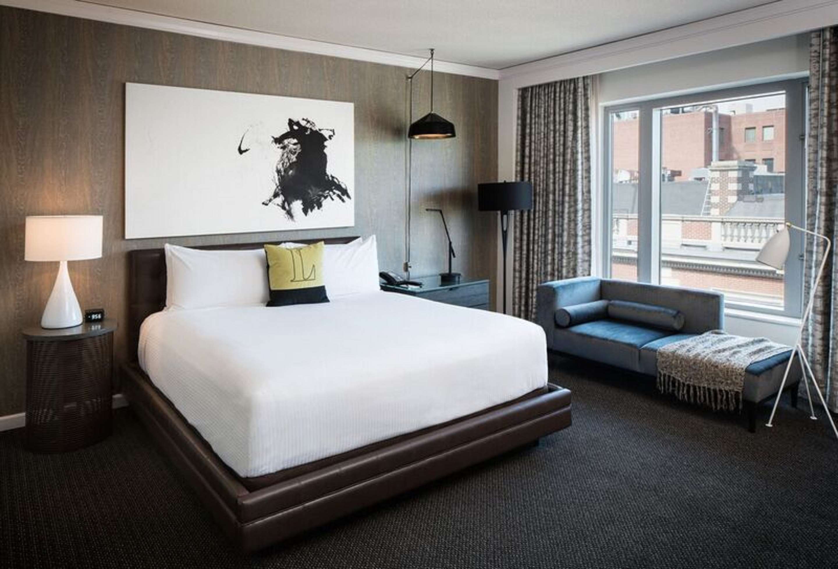 Guest room