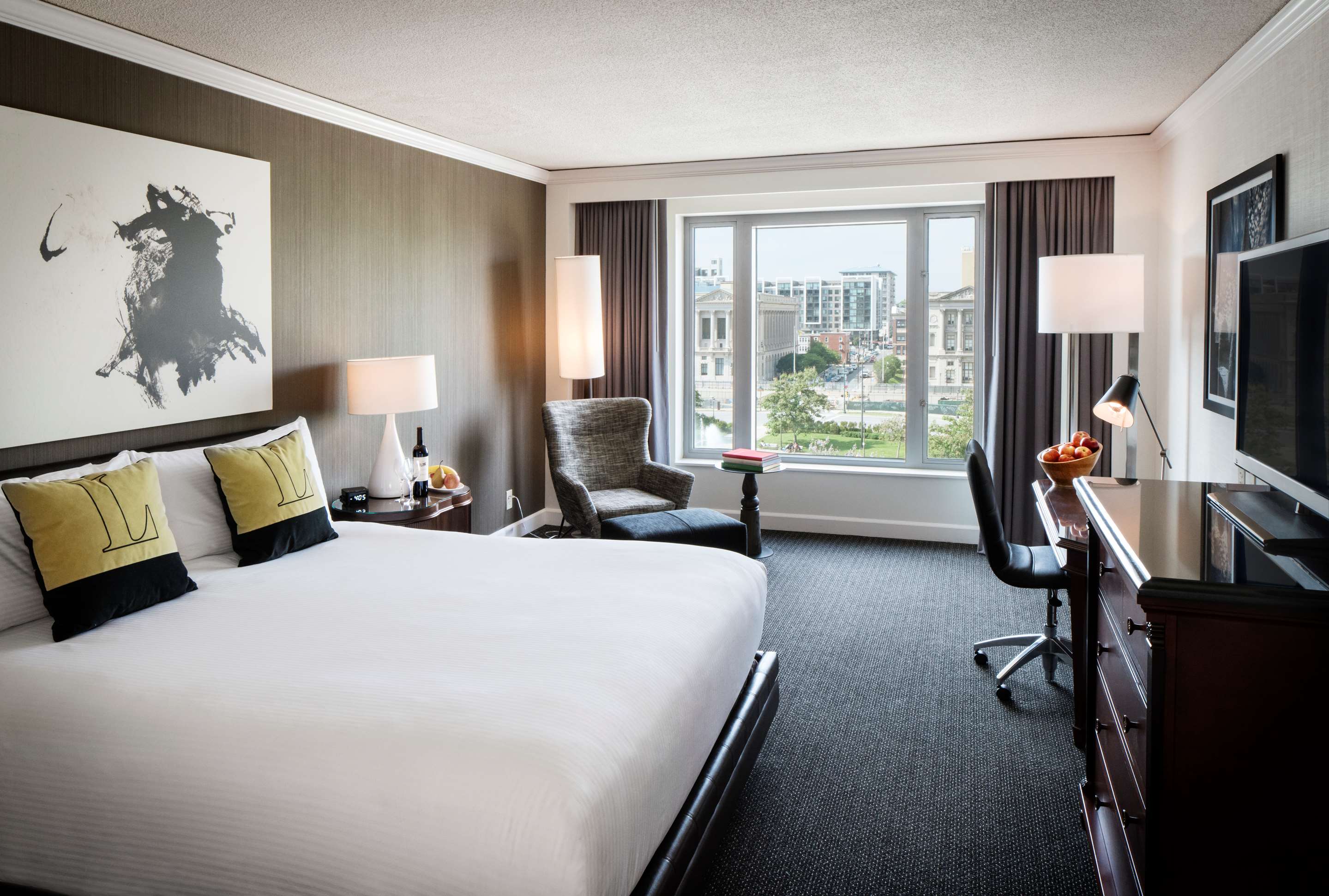 Guest room