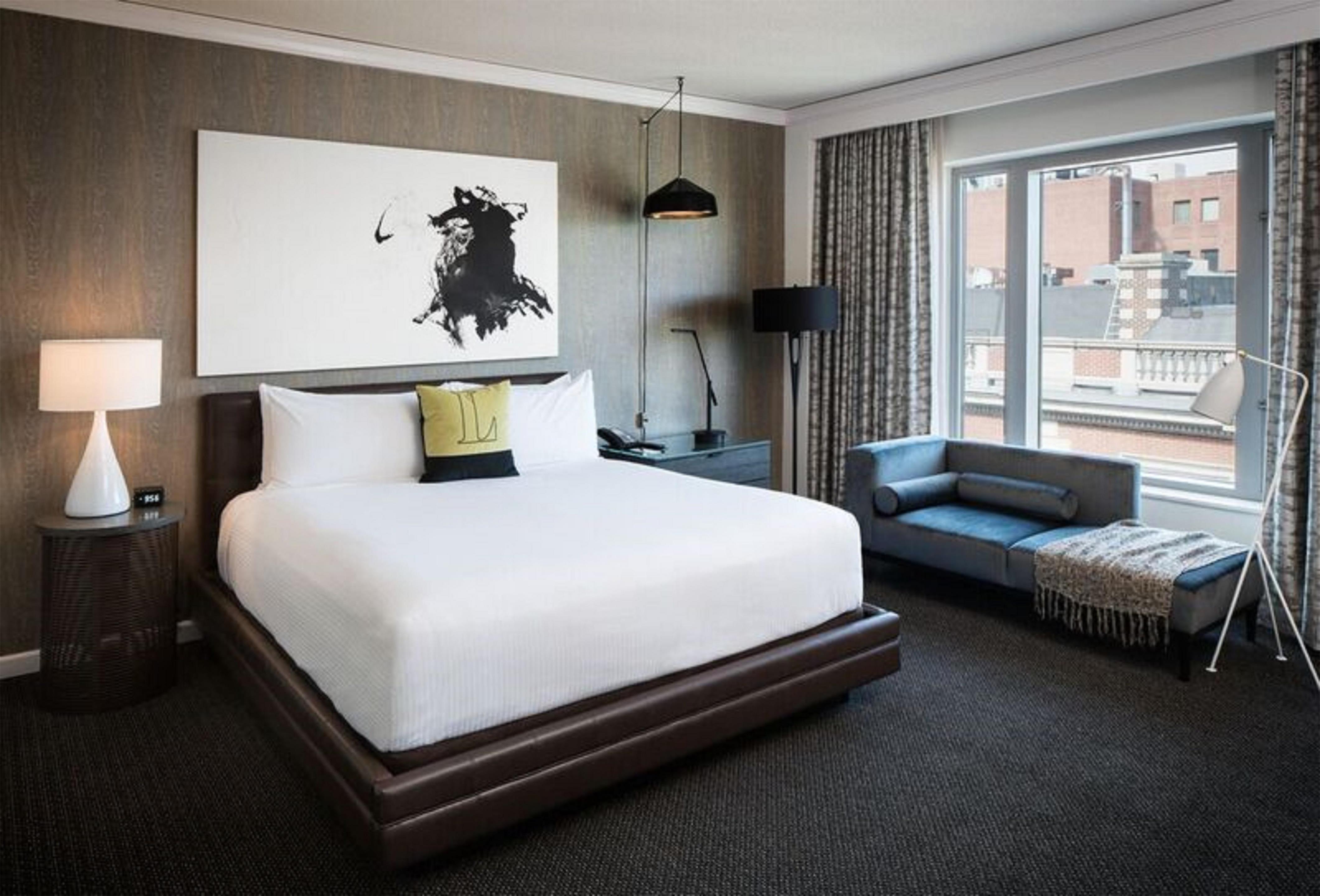 Guest room