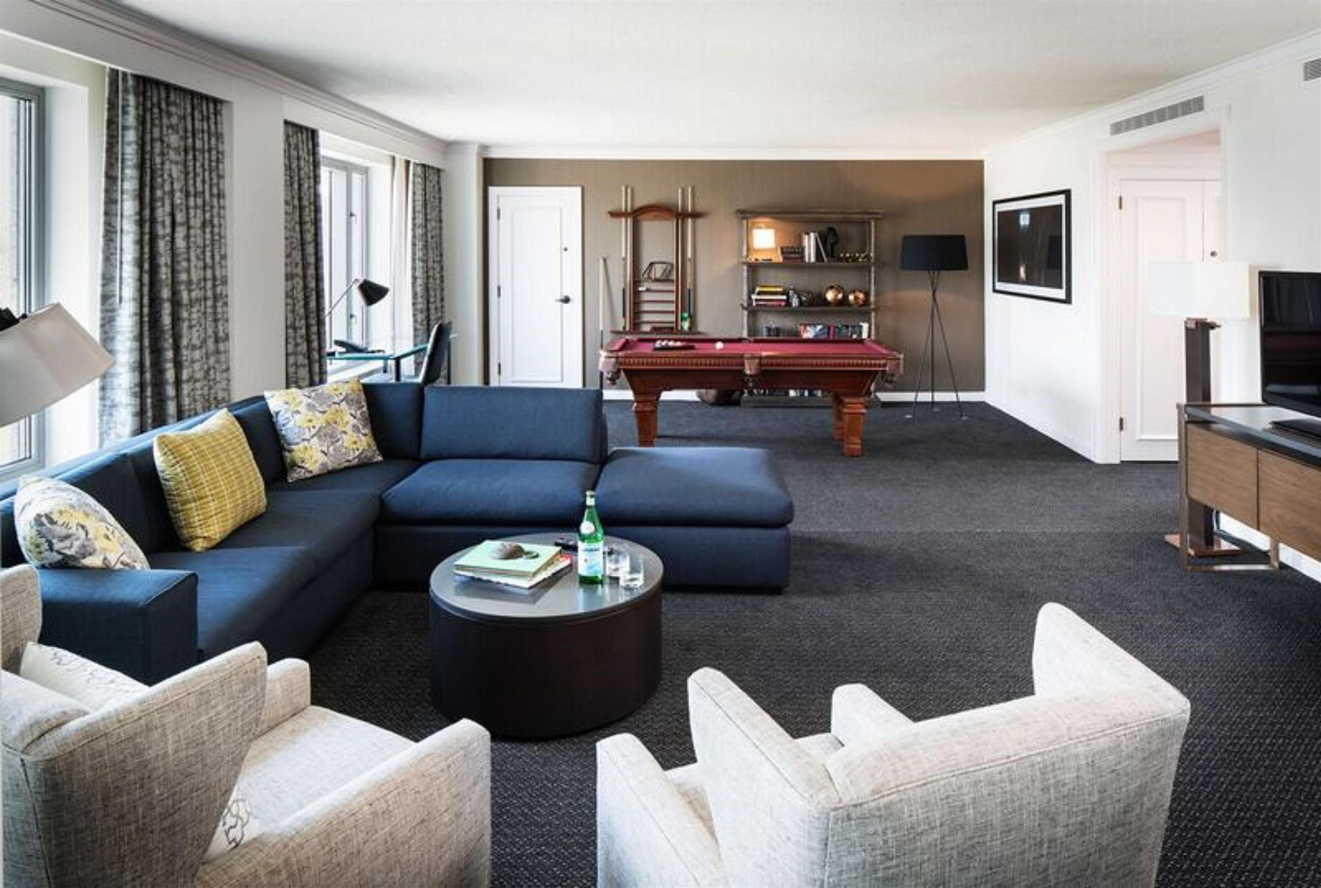 Guest room