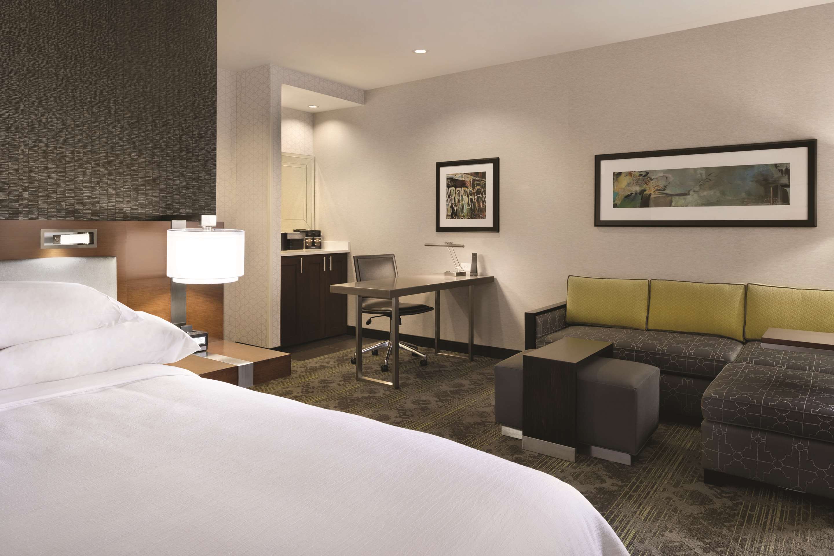 Guest room