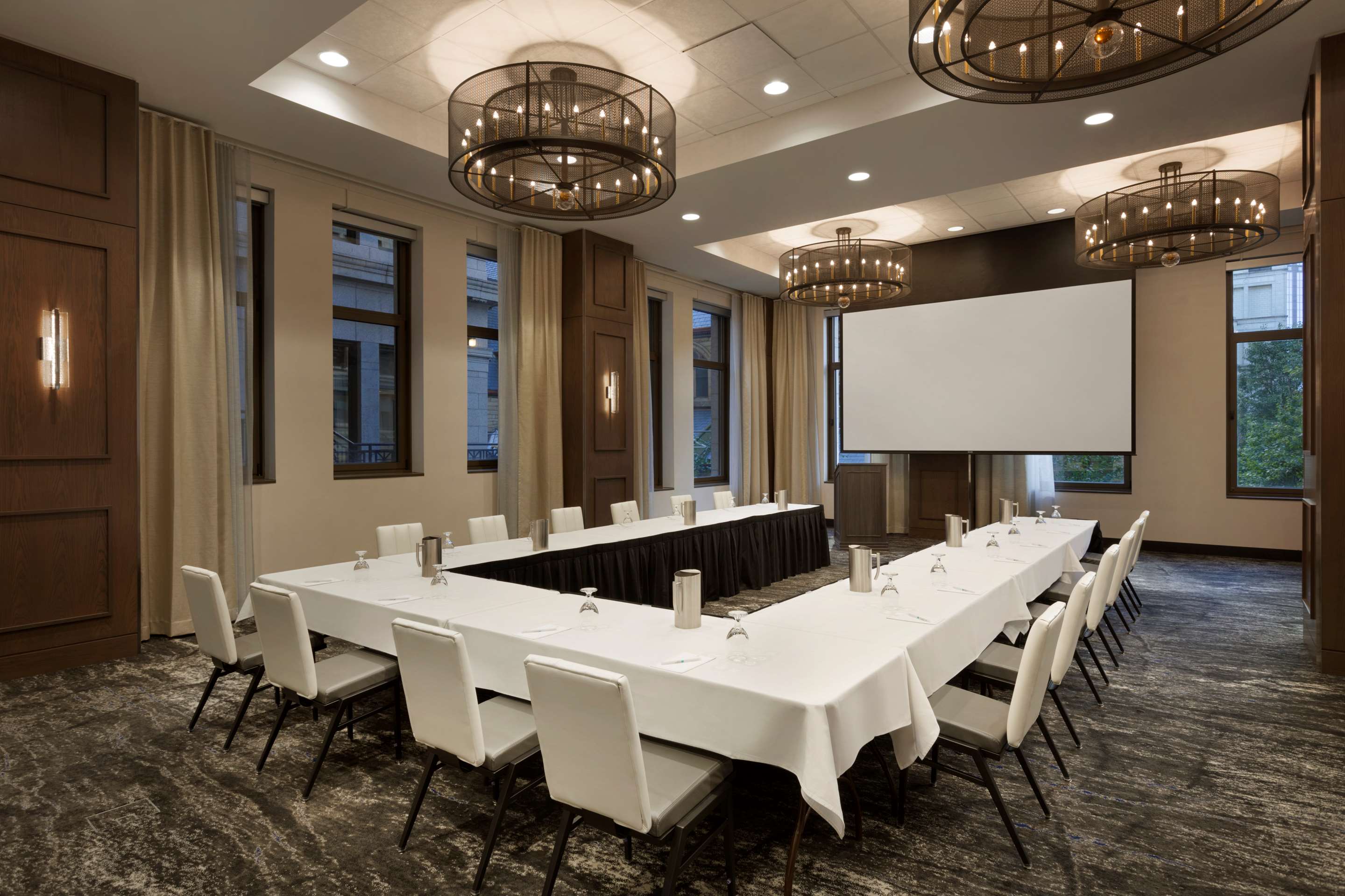 Meeting Room | Embassy Suites By Hilton Pittsburgh Downtown