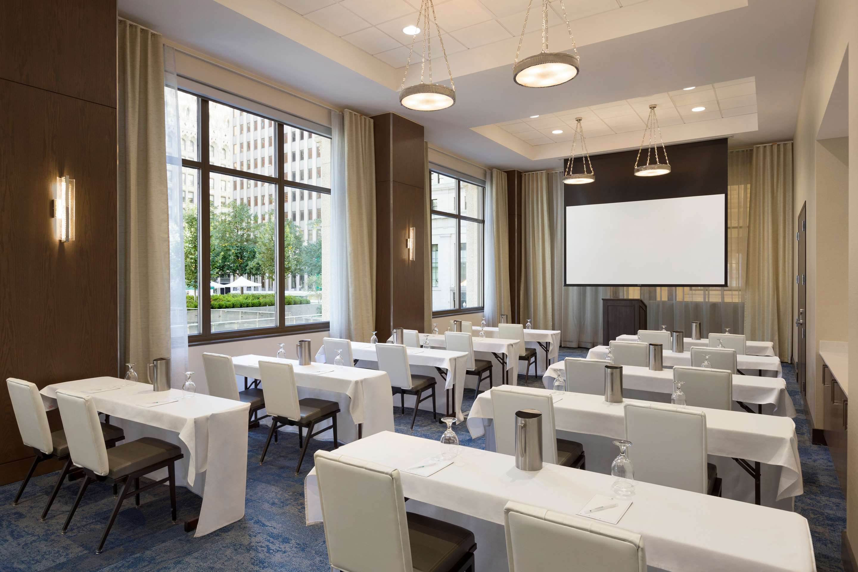 Meeting Room | Embassy Suites By Hilton Pittsburgh Downtown
