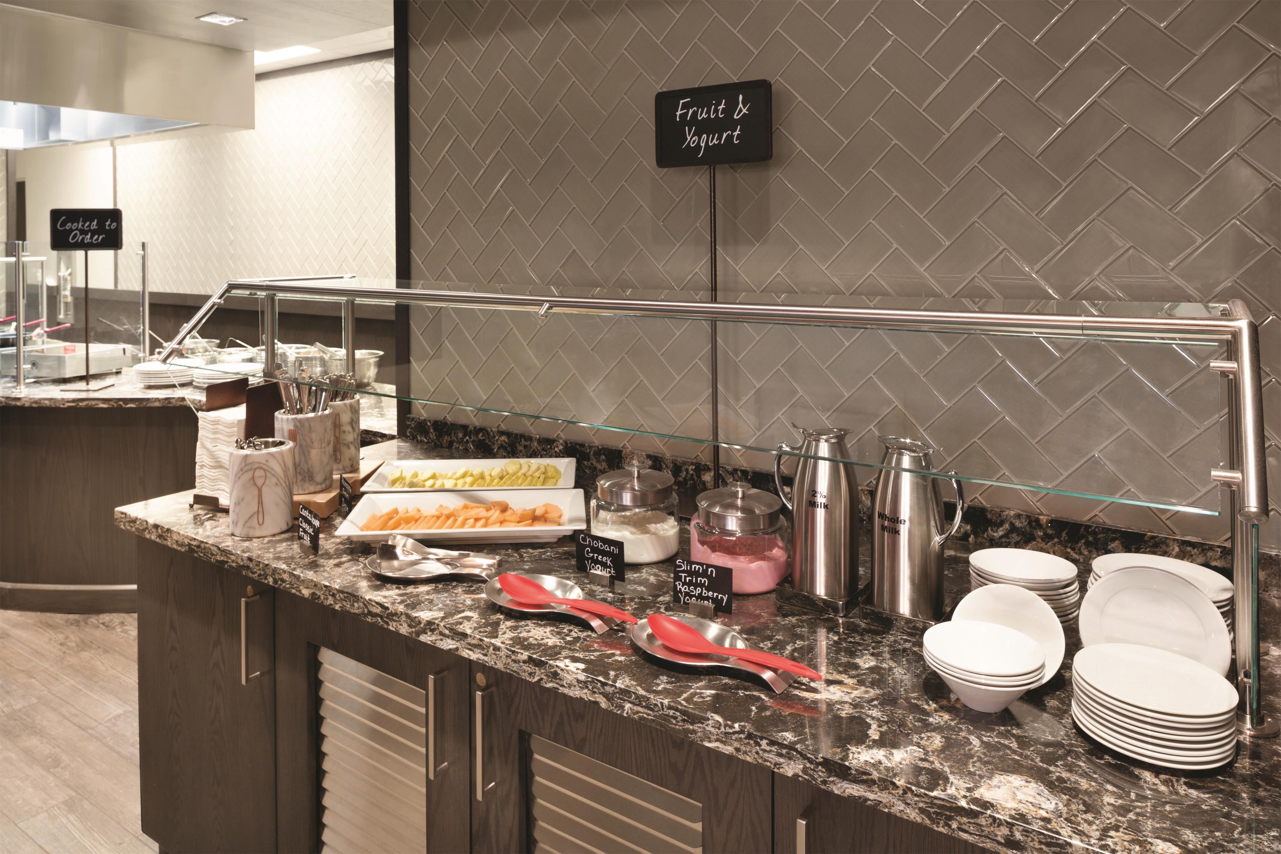 Restaurant | Embassy Suites By Hilton Pittsburgh Downtown