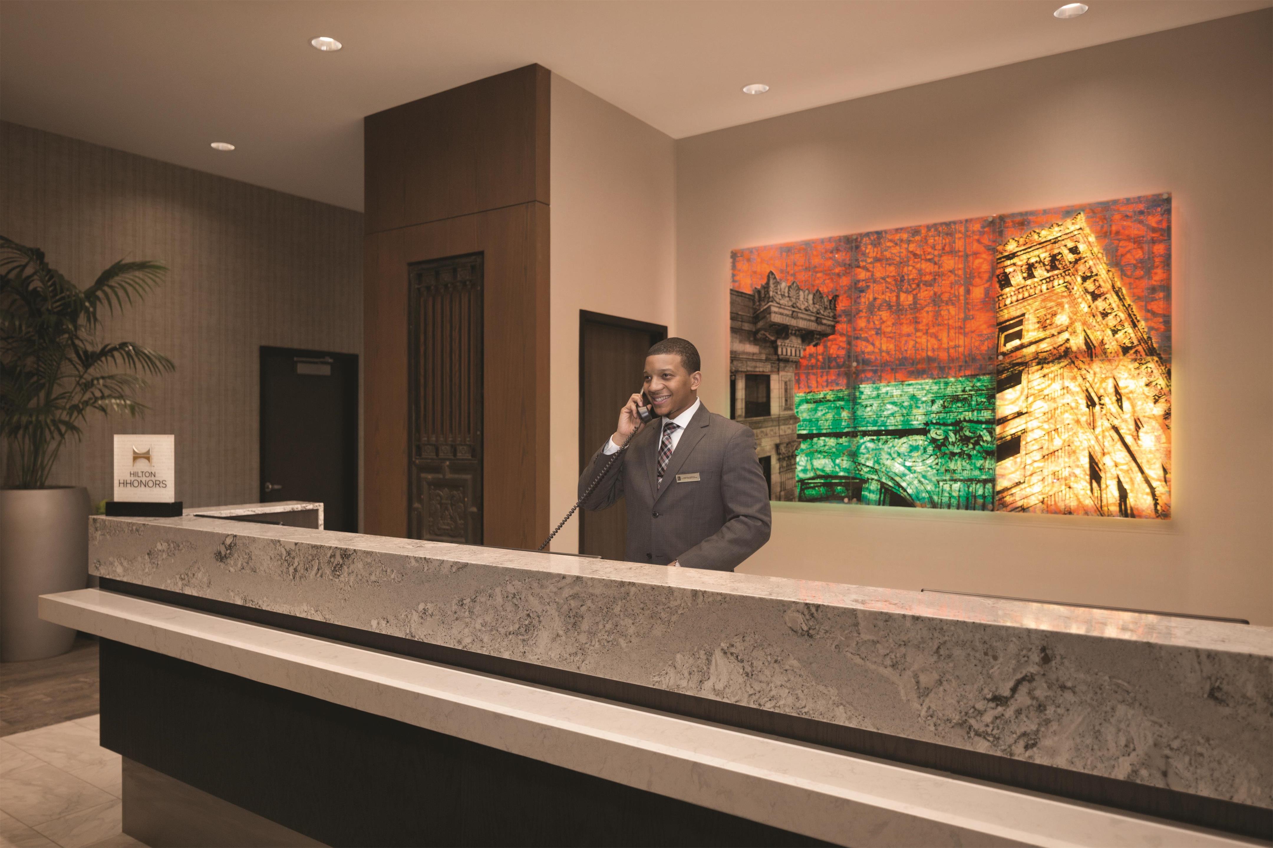 Reception | Embassy Suites By Hilton Pittsburgh Downtown