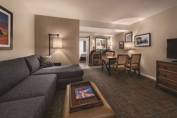  - Embassy Suites Scottsdale Resort
