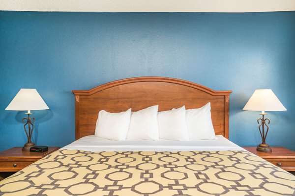  - Baymont Inn & Suites Albany - I-94, Exit 147