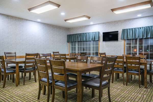  - Baymont Inn & Suites Albany - I-94, Exit 147