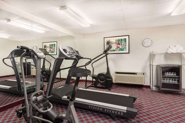 Fitness/ Exercise Room - Baymont Inn & Suites Fayetteville - I-49, Exit 62