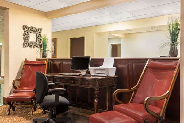 Conference Area - Baymont Inn & Suites Fayetteville - I-49, Exit 62