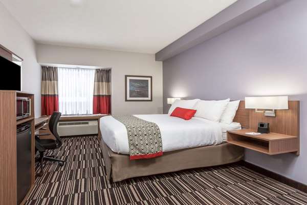  - Microtel Inn & Suites by Wyndham Kirkland Lake