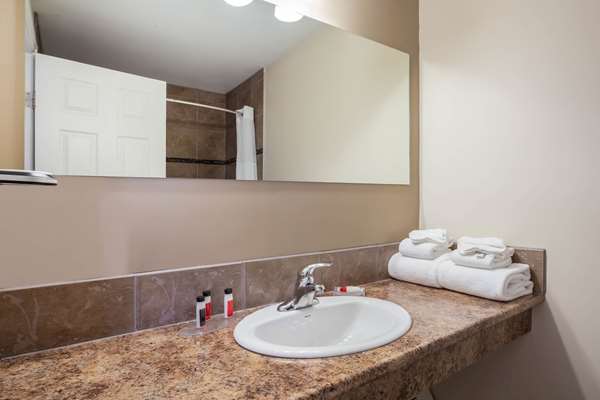  - Super 8 Motel Smoky Lake