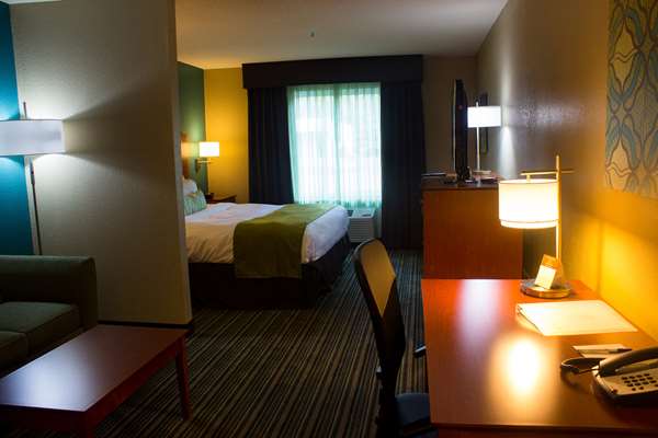 Suite - Best Western Plus Hotel Menomonie