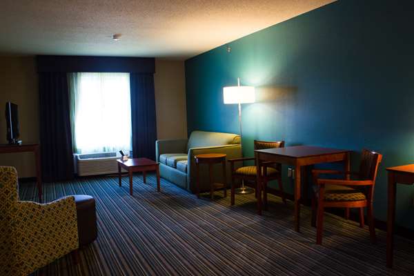 Suite - Best Western Plus Hotel Menomonie