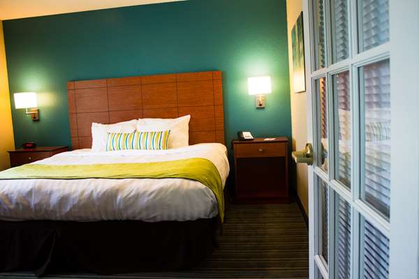  - Best Western Plus Hotel Menomonie