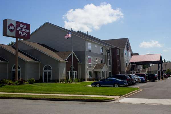Exterior view - Best Western Plus Hotel Menomonie