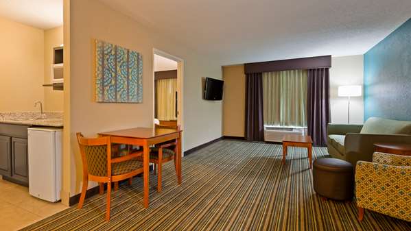  - Best Western Plus Hotel Menomonie