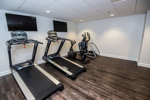 Fitness/ Exercise Room - Redmont Hotel Birmingham - I-20 & I-59, Exits 124D & 126A