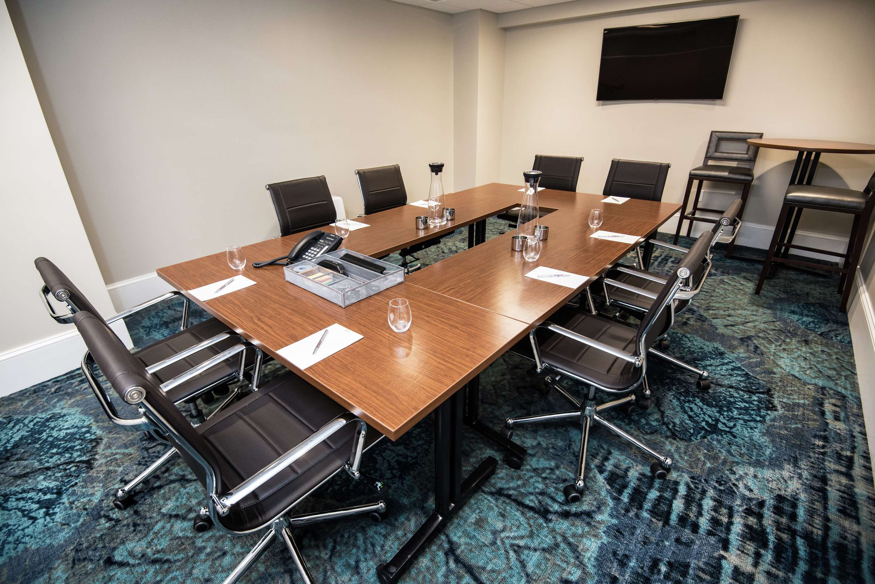 Meeting Room | Redmont Hotel Birmingham, Curio Collection by Hilton