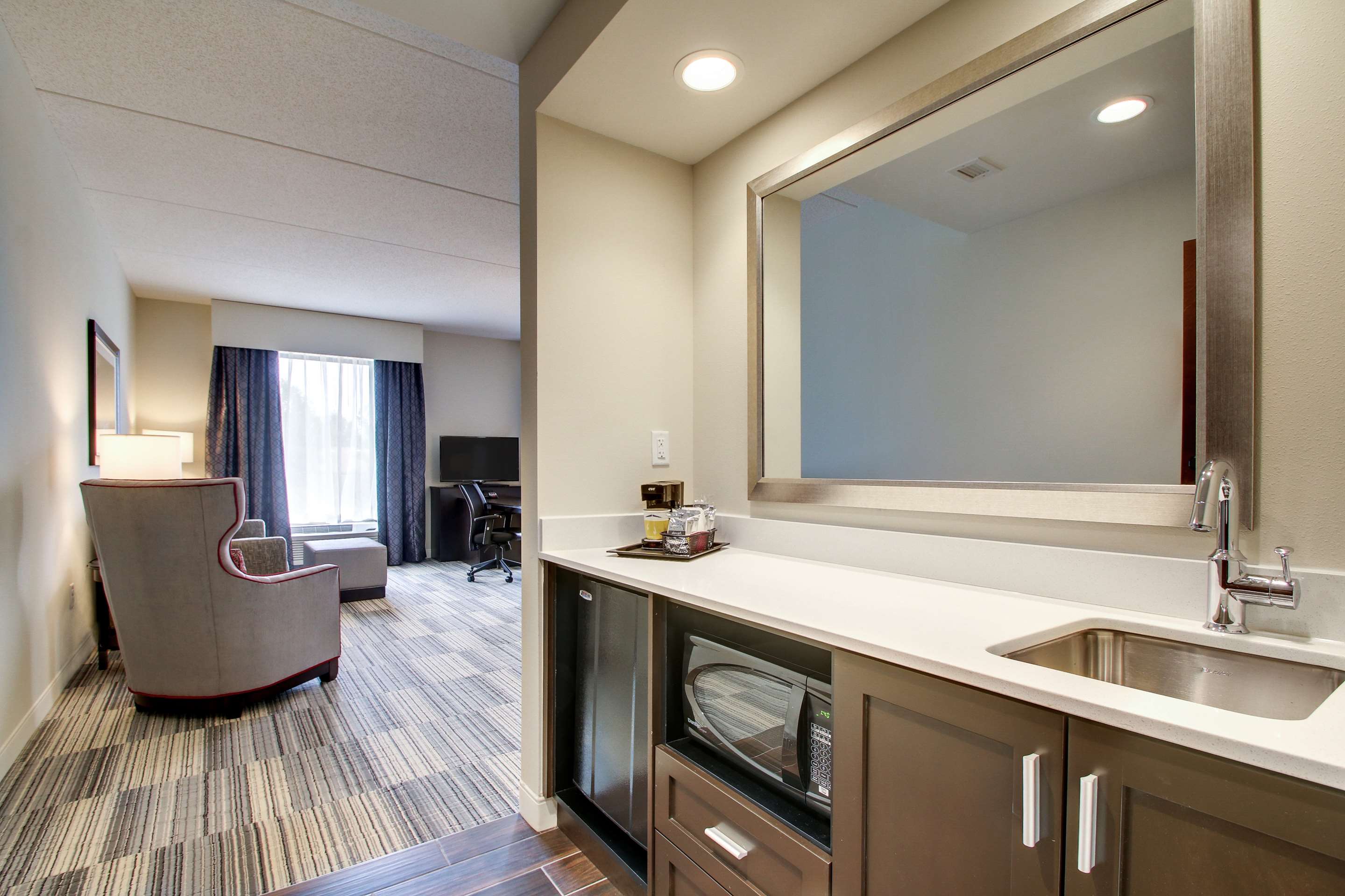 Guest room