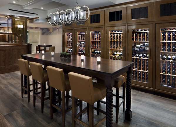 Restaurant - Madison Beach Hotel