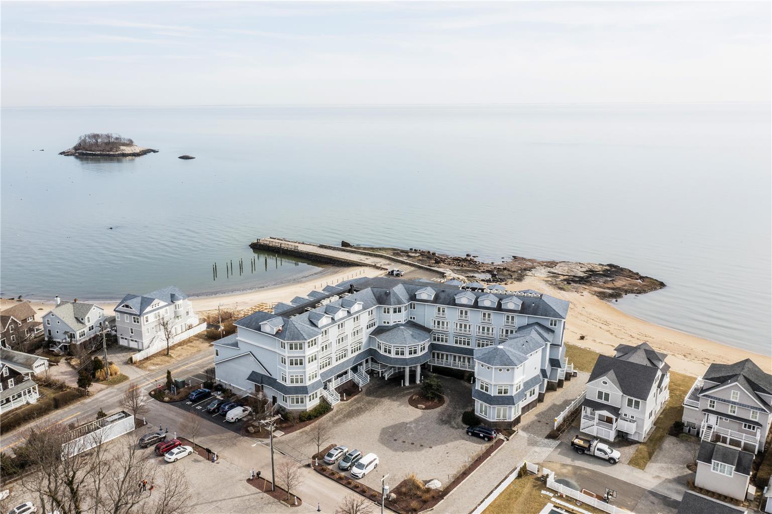 Madison Beach Hotel, Curio Collection