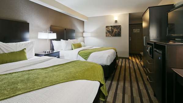  - Best Western Harvest Inn & Suites Grand Forks