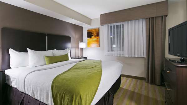  - Best Western Harvest Inn & Suites Grand Forks